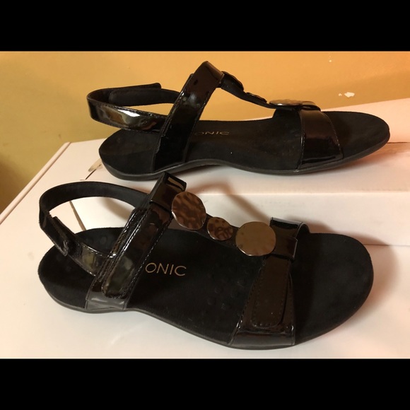 vionic farra sandal black